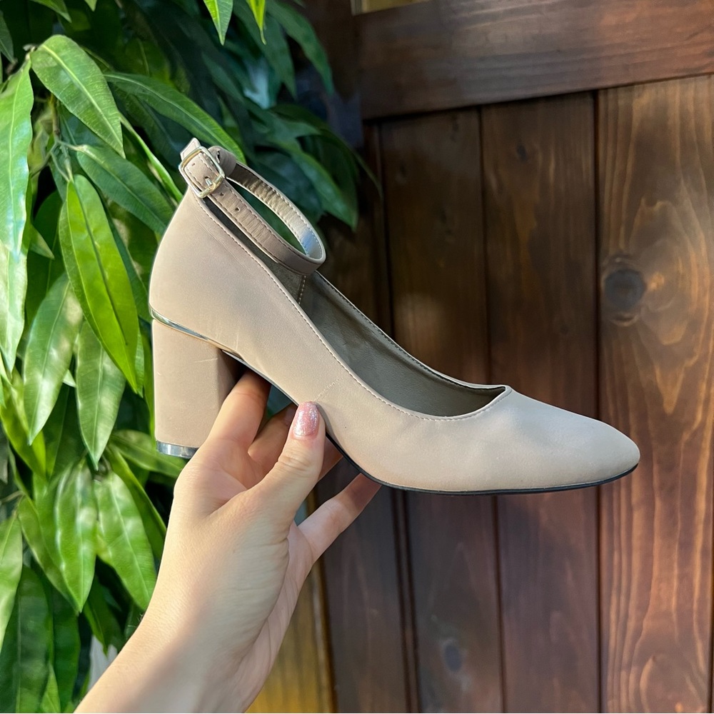 Neutral Tan Beige Cream Gold Round Toe Ankle Strap Block Heels